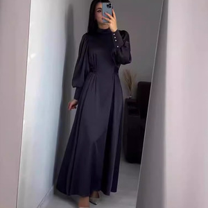 Robe maxi élégante à manches longues et ceinture pour femmes musulmanes - Robe <span class=keywords><strong>abaya</strong></span> islamique modeste pour l'automne et l'hiver - Product Image 1