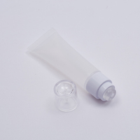 Squeeze Lip Gloss Tube Baume à Lèvres Tube en Plastique Emballage Applicateur en Silicone Souple à 0 Degrés avec Bouchon à Vis