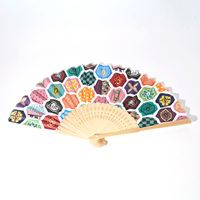 Eventail Folk Art Bambou Éventail Peint Décoration Design avec Lanterne Peinture Motif pour Fêtes Promotions Souvenirs