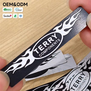 Étiquettes personnalisées en aluminium anodisé, sérigraphiées, pour la modification automobile et <span class=keywords><strong>moto</strong></span>, avec adhésif, imprimées avec le nom. - Product Image 1