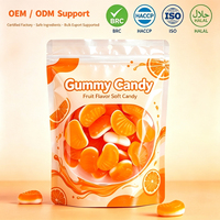 Bonbons gélifiés moelleux en forme de tranches d'orange bicolores, assortiment d'amandes acidulées et sucrées, vente en gros