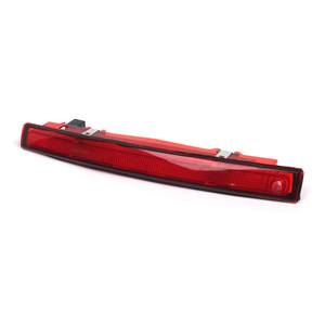 ไฟเบรกดวงที่สามแบบติดตั้งสูง สีแดงและสีดำ 12v สำหรับรถยนต์เรโนลต์ เมแกน Mk2 ปี 2002-2009 - Product Image 2