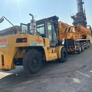 Japan Original <b>Used</b> TCM FD160 16 Ton Heavy Duty Diesel Forklift for Port & Steel Yard - Product Image 1