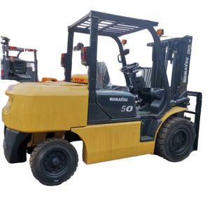 Montacargas Diésel TCM de 5 Toneladas, Mástil de Tres Etapas, Neumáticos para Uso en Exteriores, Equipo de Construcción - Product Image 2