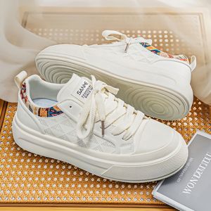 <span class=keywords><strong>Chaussures</strong></span> de sport neutres à semelles épaisses |   <span class=keywords><strong>Chaussures</strong></span> ethniques brodées |   <span class=keywords><strong>Chaussures</strong></span> décontractées respirantes pour hommes et femmes - Product Image 4