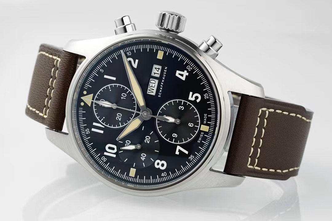 สีน้ำตาล