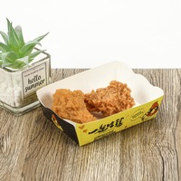 Gelbe Karton-Hähnchenfrietenschale mit Wellenkante und Cartoon-Druck für Fast-Food-Restaurants, Takeaway, Lieferung, Party und Catering