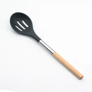 Пищевая силиконовая шлицевая ложка с деревянной ручкой, кухонные принадлежности, силиконовая шлицевая ложка для смешивания