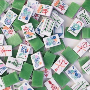 Juego Clásico Miss Engraved, 160 Bloques de Mahjong Acrílicos Estilo Americano con Gemas Verdes y Mármol - Product Image 2