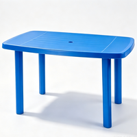 Table, chaise et banc d'extérieur en polypropylène résistant aux UV, durable, écologique, imperméable, style minimaliste pour stand alimentaire