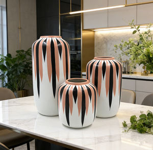 Nouveau design 2026 : <span class=keywords><strong>Vase</strong></span> en céramique rose et noir pour fleurs – Ensemble de vases à fleurs en céramique de haute qualité à prix abordable – Accessoires pour la maison - Product Image 3