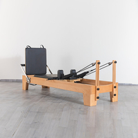 Reformer de Pilates pliable en bois de hêtre pour usage domestique, commercial, en salle de sport, pour le yoga, le fitness et le sport