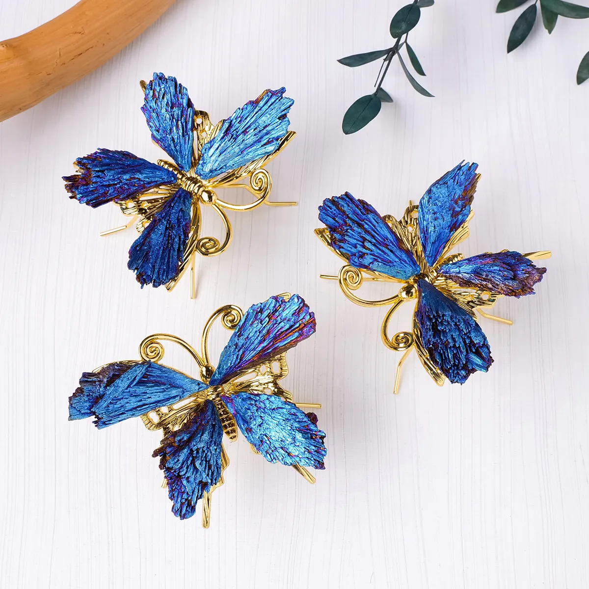 Wholesale Natural Aura Black Tourmaline Crystal Butterfly Desktop Jewelry Ornament Plating Blue Feather Crystal Butterfly
