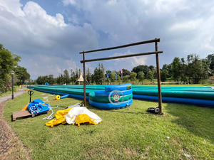 สไลเดอร์น้ำสีเขียวยาวพิเศษ 160 เมตร เกมสไลเดอร์น้ำเป่าลมแบบเลนเดียว สำหรับงานอีเว้นท์ฤดูร้อน - Product Image 4