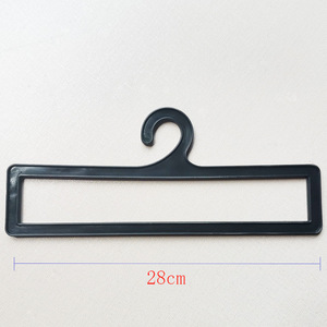 ที่แขวนผ้าพันคอพลาสติกทรงสี่เหลี่ยมที่แขวนผ้าพันคอแบบปรับแต่งได้ตะขอเกี่ยวผ้าพันคอผ้าเช็ดตัวผ้าเช็ดตัวผ้าคลุมฮิญาบ - Product Image 4