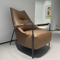 Fauteuil lounge moderne de luxe à dossier haut, mousse haute résilience, structure en acier carbone bronze, fauteuil d'appoint rembourré pour salon