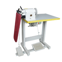 Machine à couper industrielle en cuir XC-111 Machine à coudre à bord de chaussure à plat pour chaussures de plage Fabrication de chaussures Noyau de moteur