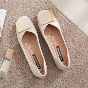 Sandalias Planas de Mujer con Estampado de Leopardo, Punta Redonda, Diseño de Tiras en T con Hebilla, Boca Baja, Tacón Bajo, Cuero Suave, para Uso Diario en Verano - Product Image 4