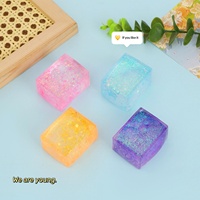 Jouet sensoriel anti-stress en TPR souple à rebond lent en forme de cubes de tofu maltose pour enfants