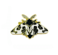 Chine fabricants de broches pas de minimum en vrac blanc métal artisanat dessin animé Badge personnalisé épinglette mignon dur doux émail broches