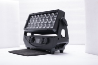 SGM P6 24PCS 20W RGBW LED City Color Matrix Architectural Wall Washer IP65 pour concert, scène, événement, bâtiment