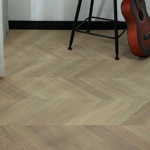 Plancher en bois d'ingénierie multicouche CE antimicrobien de qualité AB, 16 mm, frêne blanc, chevron, à coller, pour bar à domicile - Product Image 1