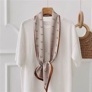 Pour <span class=keywords><strong>Amazon</strong></span> Bestseller Bandeau <span class=keywords><strong>en</strong></span> polyester élégant à la mode pour femmes avec lettres élégantes à motif d'arcs Argyle imprimées - Product Image 4