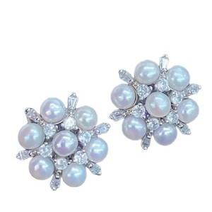Boucles d'oreilles en perles d'eau douce naturelles de 4-5 mm, grappes de fleurs, flocon de neige, aiguille en alliage, style tempérament, polyvalentes pour femme - Product Image 5