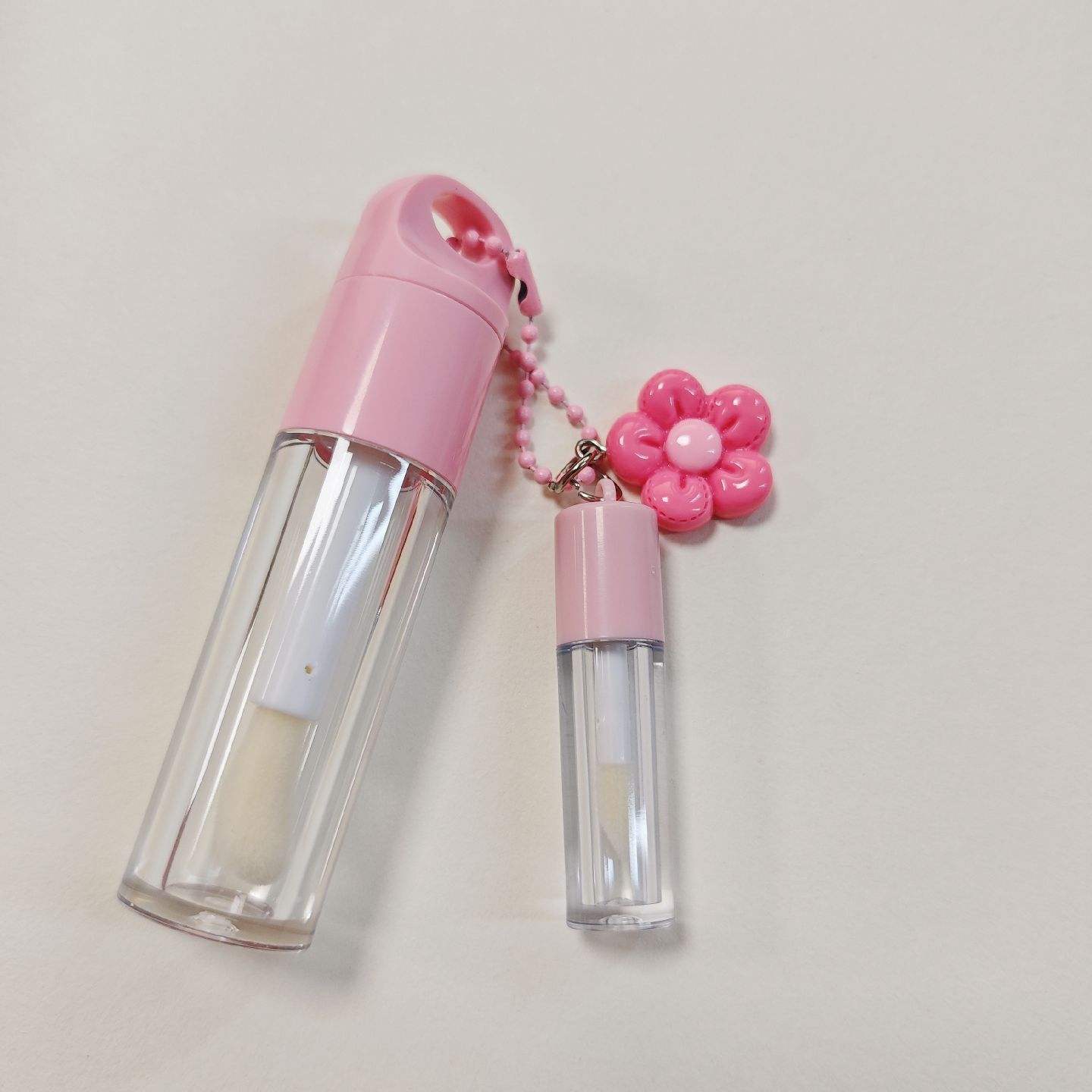 6ml สีชมพู + หลอดลิปกลอสขนาดเล็ก