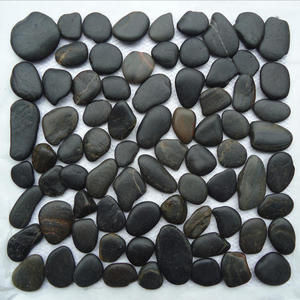 Pierre de galet ronde noire polie directe d'usine AAA pour le jardinage <span class=keywords><strong>et</strong></span> l'aménagement paysager de <span class=keywords><strong>galets</strong></span> - Product Image 6