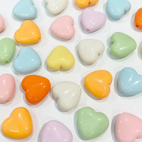 Perles en acrylique couleur unie en forme de cœur avec logo/design graphique, accessoires simples pour chaîne de téléphone DIY, perles de colle crème pour coque de téléphone