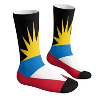 Chaussettes courtes pour adultes imprimées avec le drapeau national d'Antigua, chaussettes mi-mollet extensibles et respirantes pour un usage quotidien décontracté, cadeau pratique