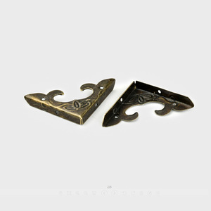Antique Style <b>Corner</b> <b>Protector</b> 30mm Iron L Shape For Wooden Box Packaging DIY - Product Image 3