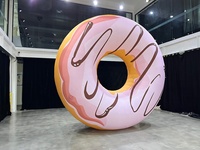 Décoration d'événement promotionnel pour boutique de desserts : Donut gonflable LED en PVC, modèles alimentaires gonflables personnalisés, anneau de donut gonflable