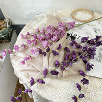 Gesimuleerd bloemen olieverfschilderij Violet Lange Tak Bruiloft Bloemstuk Restaurant Tafeldecoratie Zwaluw Hoge Bloemen