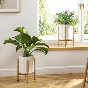 Venta al por mayor sala de estar de metal plantas en maceta hierro organizar estante escalable esquina planta soporte estante olla Tanaman interior soporte de almacenamiento - Product Image 3