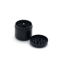 Cannacoast Broyeur manuel personnalisé de style moderne Accessoire en plastique recyclable pour tabac à herbes séchées en fleurs à fumer