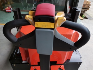 WELIFTRICH Transpaleta Eléctrica Todoterreno de 1,5 Toneladas, Capacidad de 1500 kg, Equipo para terrenos difíciles con ruedas grandes - Product Image 5