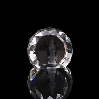Nuevo diseño elegante diamante bola de cristal facetado forma grabado gran bola
