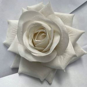 Cabezas <span class=keywords><strong>de</strong></span> Rosa Roja <span class=keywords><strong>de</strong></span> Terciopelo Artificial Realistas <span class=keywords><strong>de</strong></span> 11 cm, <span class=keywords><strong>Precio</strong></span> <span class=keywords><strong>de</strong></span> Fábrica al por Mayor LO-63, para Decoración <span class=keywords><strong>de</strong></span> Pasteles y Cajas <span class=keywords><strong>de</strong></span> Regalo - Product Image 5