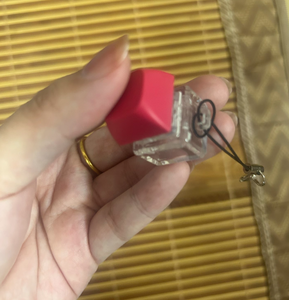 Luckykoo High Transparency Decompression Button Mechanical Keyboard Pinch <b>Fun</b> Finger Bored Decompression Button Vent Keychain - Product Image 3