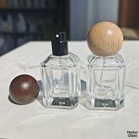 Flacon de parfum de 30 ml avec bouchon en bois