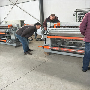 Automatico elettrico galvanizzato maglia che fa la macchina di saldatura <span class=keywords><strong>a</strong></span> <span class=keywords><strong>filo</strong></span> in rotolo - Product Image 5