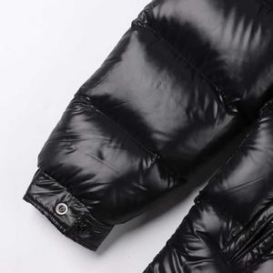 <span class=keywords><strong>Veste</strong></span> en duvet à capuche de luxe noire Monclering pour hommes et femmes Logo de créateur Haute qualité 90% duvet de canard <span class=keywords><strong>Veste</strong></span> en duvet - Product Image 4