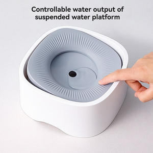 Bebedero Flotante Portátil para Mascotas, con Flotabilidad Automática, Ecológico, Antisalpicaduras, Protección para el Cuello, para Perros y <span class=keywords><strong>Gatos</strong></span> - Product Image 4