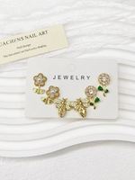Anting-anting liontin bintang/bulan/salib kecil yang cantik, berlapis emas, bertabur CZ, anting-anting tusuk bintang kecil untuk wanita, grosir