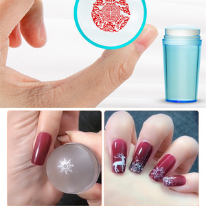 Tamax NAP010 Gabarit de Stamping en Acier Inoxydable <span class=keywords><strong>pour</strong></span> Manucure, <span class=keywords><strong>Pochoir</strong></span> à <span class=keywords><strong>Vernis</strong></span> à Ongles avec Racloir de Sceau - Product Image 4
