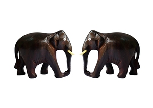 Figurines d'éléphants en bois artisanales, décoration traditionnelle pour la maison, décoration de table intérieure, art pour le salon, 100% fait main - Product Image 3