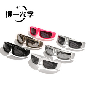 Gafas de sol deportivas con montura de PC y protección UV400 para ciclismo y uso al aire libre - Product Image 1