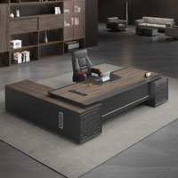 Bureau de direction de luxe au design moderne pour immeuble de bureaux PDG commercial poste de travail de patron établi informatique confortable